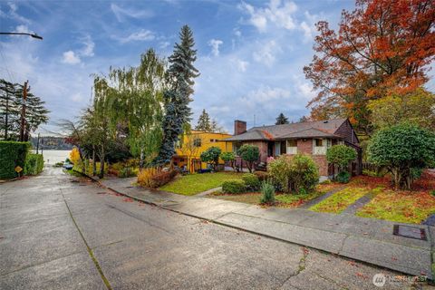Photo of 5755 S Eddy Street, Seattle, WA 98118 (MLS # 2453344)