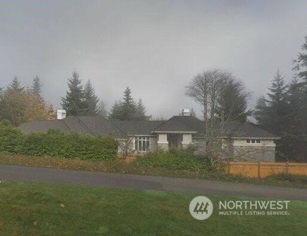 Photo of 5492 170th Place SE, Bellevue, WA 98006 (MLS # 2214138)