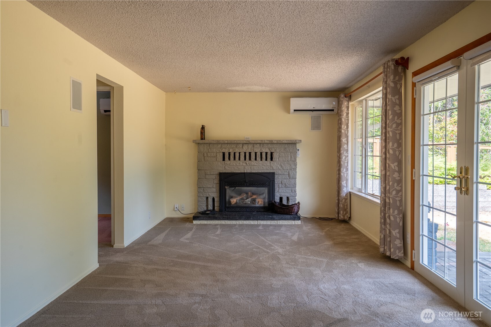 19107 Bonney Lake Boulevard E