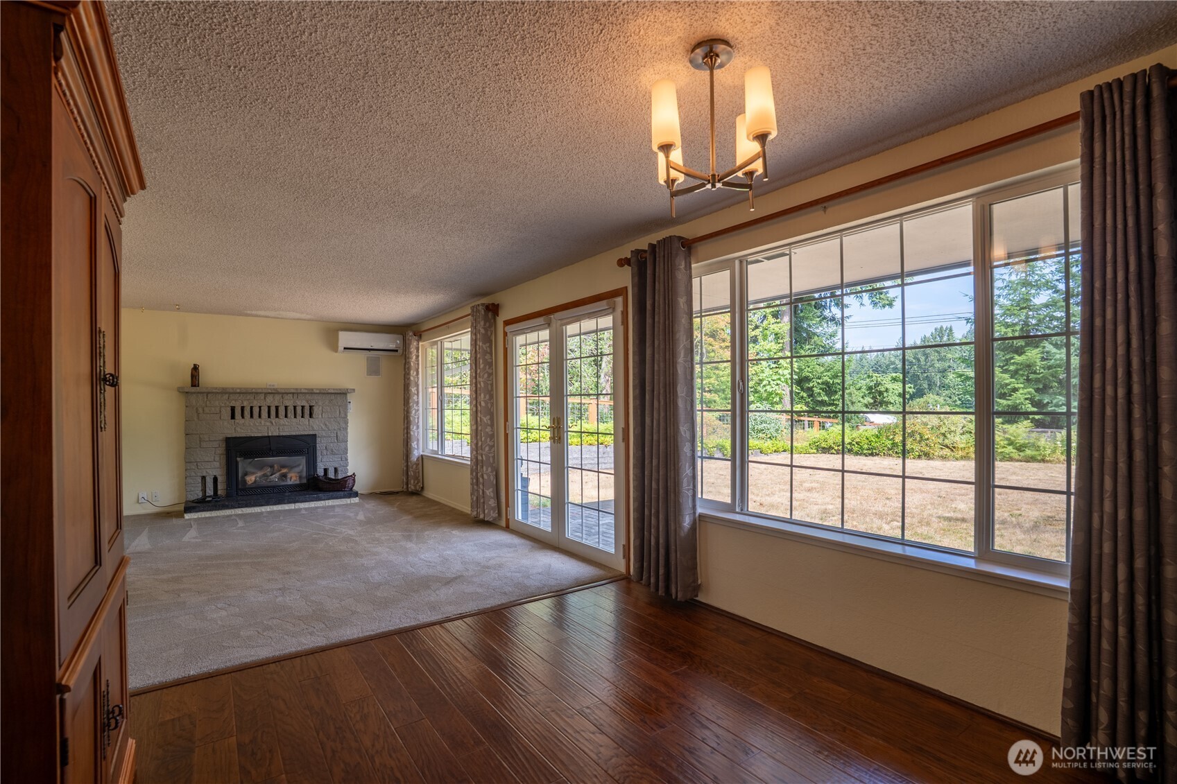 19107 Bonney Lake Boulevard E