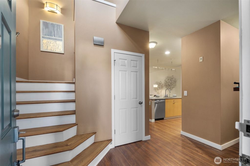 Photo of 4818 Davis Pl Pl S #53-E, Renton, WA 98055 (MLS # 2344423)