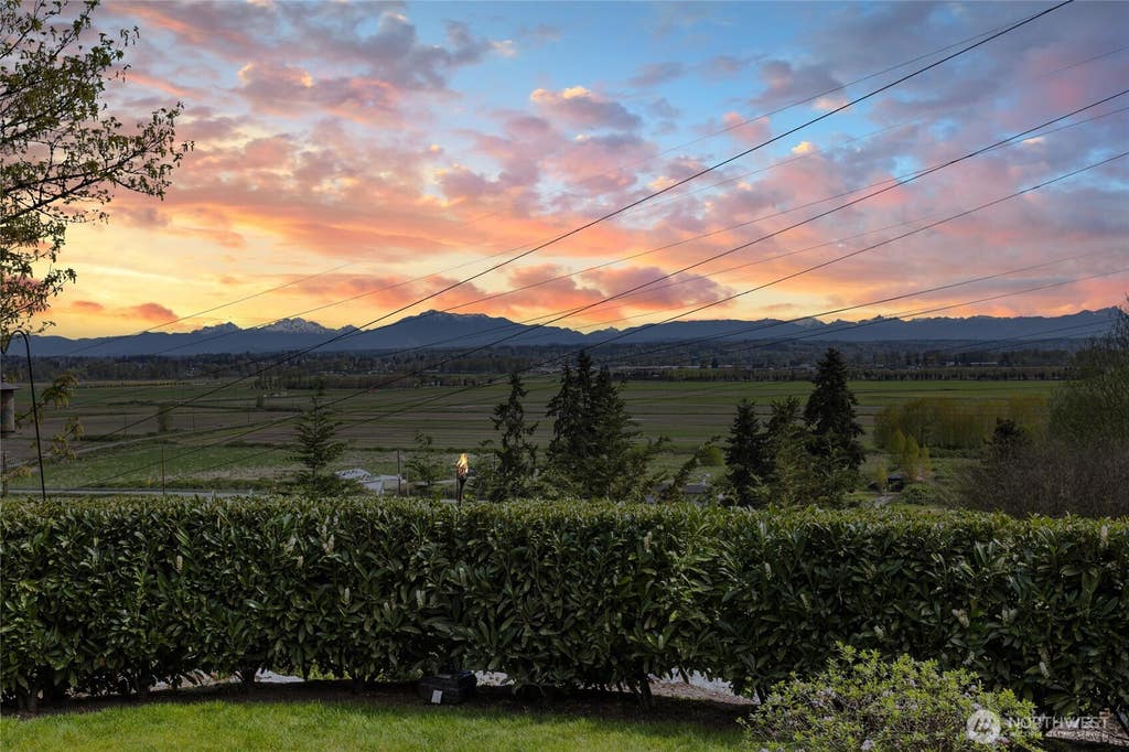 Photo of 11733 Seattle Hill Road, Snohomish, WA 98296 (MLS # 2567300)