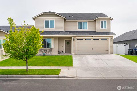 Photo of 1361 E Nen Drive, Moses Lake, WA 98837 (MLS # 2536532)