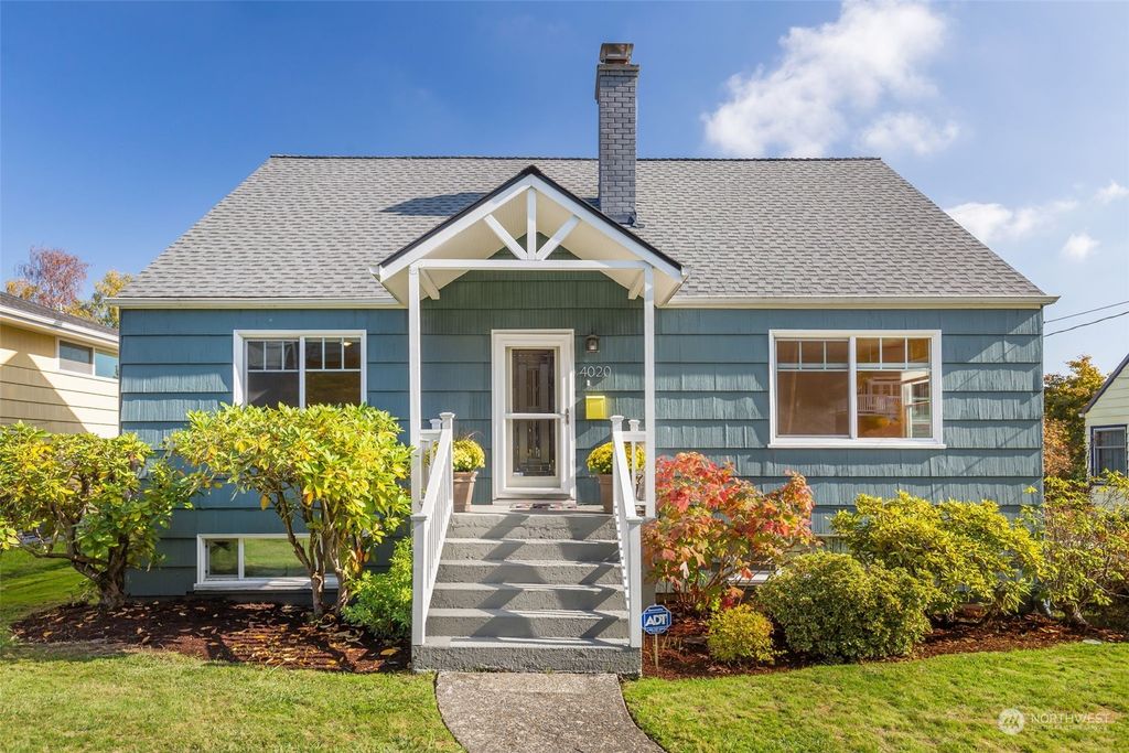 Photo of 4020 42nd Avenue S, Seattle, WA 98118 (MLS # 2172712)