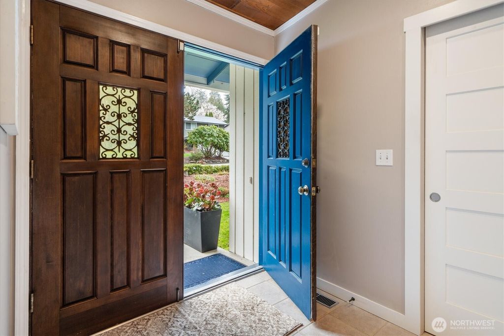 Photo of 19321 Kenlake Place NE, Kenmore, WA 98028 (MLS # 2491746)