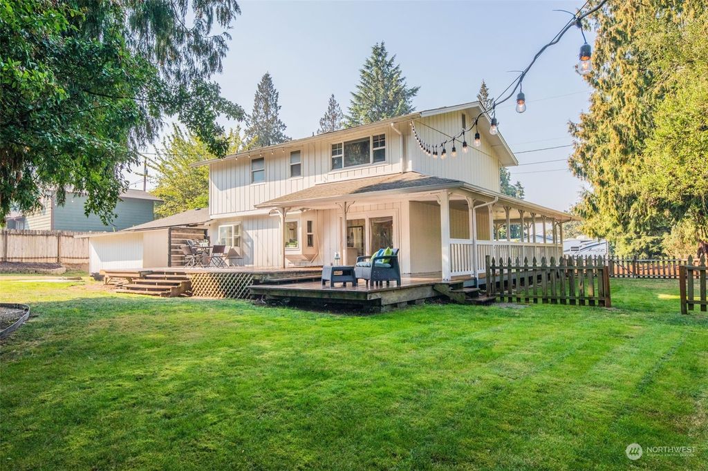 Photo of 105 W Rivmont Drive, Monroe, WA 98272 (MLS # 2011897)