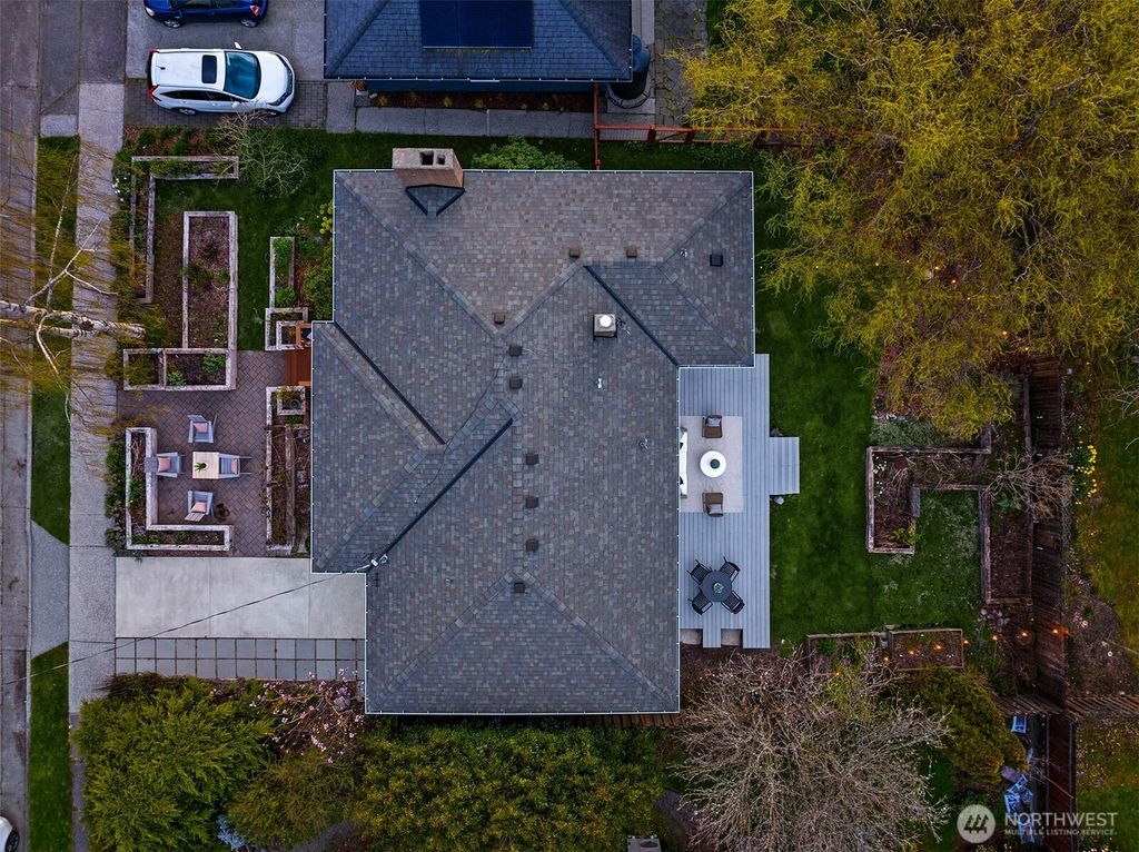 Photo of 4846 S Juneau Street, Seattle, WA 98118 (MLS # 2504044)