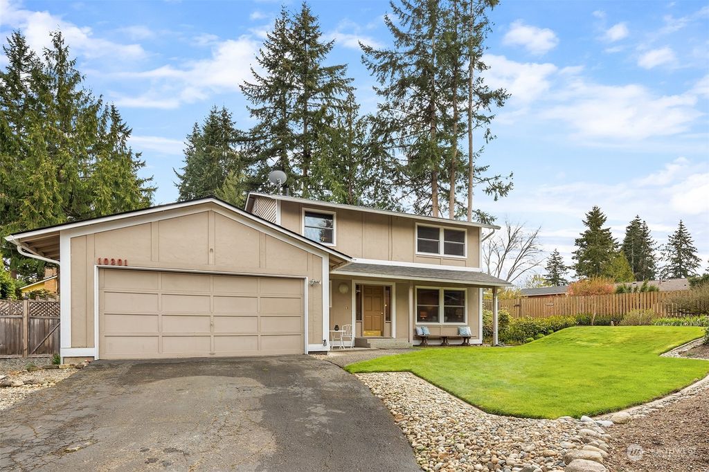 Photo of 10301 163rd Place NE, Redmond, WA 98052 (MLS # 2054581)