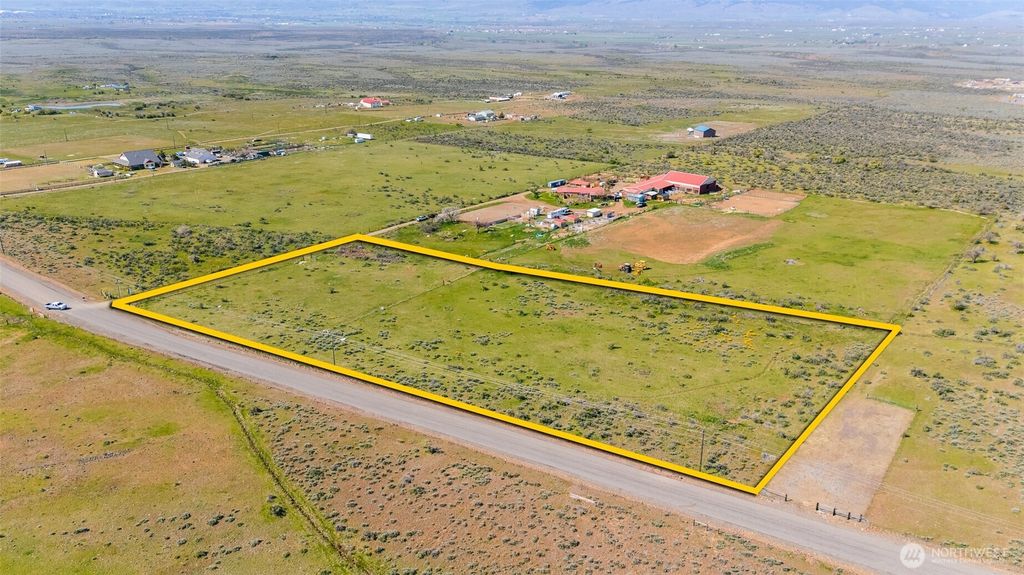 Photo of 13701 Wilson Creek Road, Ellensburg, WA 98926 (MLS # 2516091)