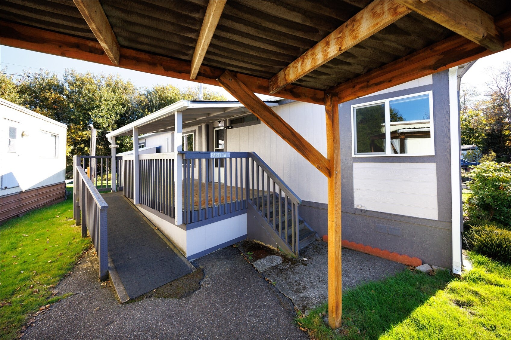 2400 Donovan Avenue 48