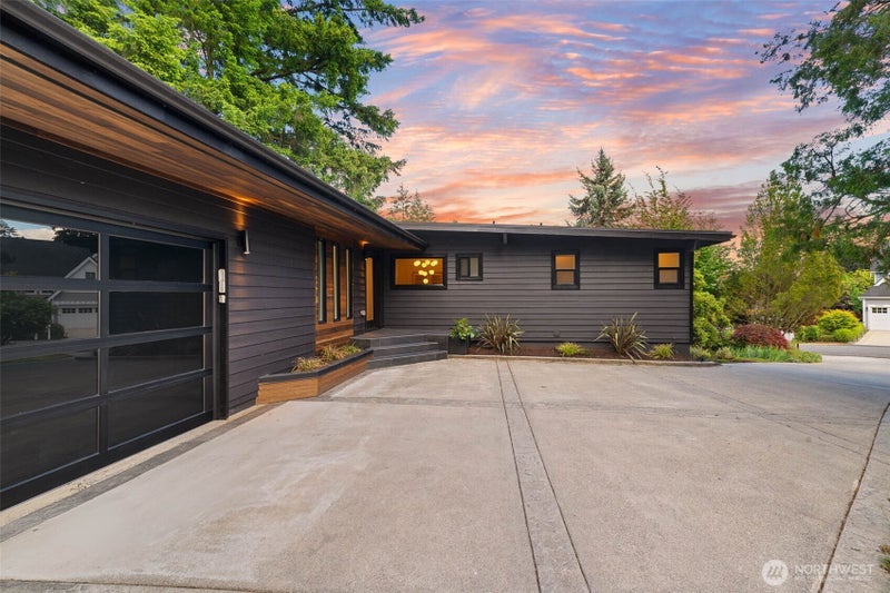 12334 SE 23rd Place