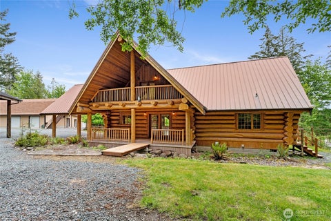Photo of 42323 22nd Avenue E, Eatonville, WA 98328 (MLS # 2527508)