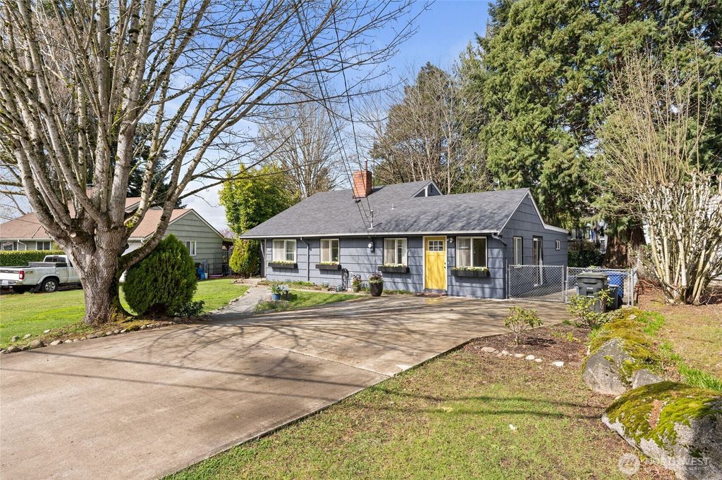 Photo of 18837 33rd Avenue S, SeaTac, WA 98188 (MLS # 2343593)