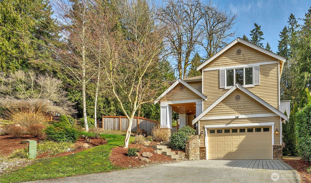 Photo of 1488 207th Avenue NE, Sammamish, WA 98074 (MLS # 2338428)