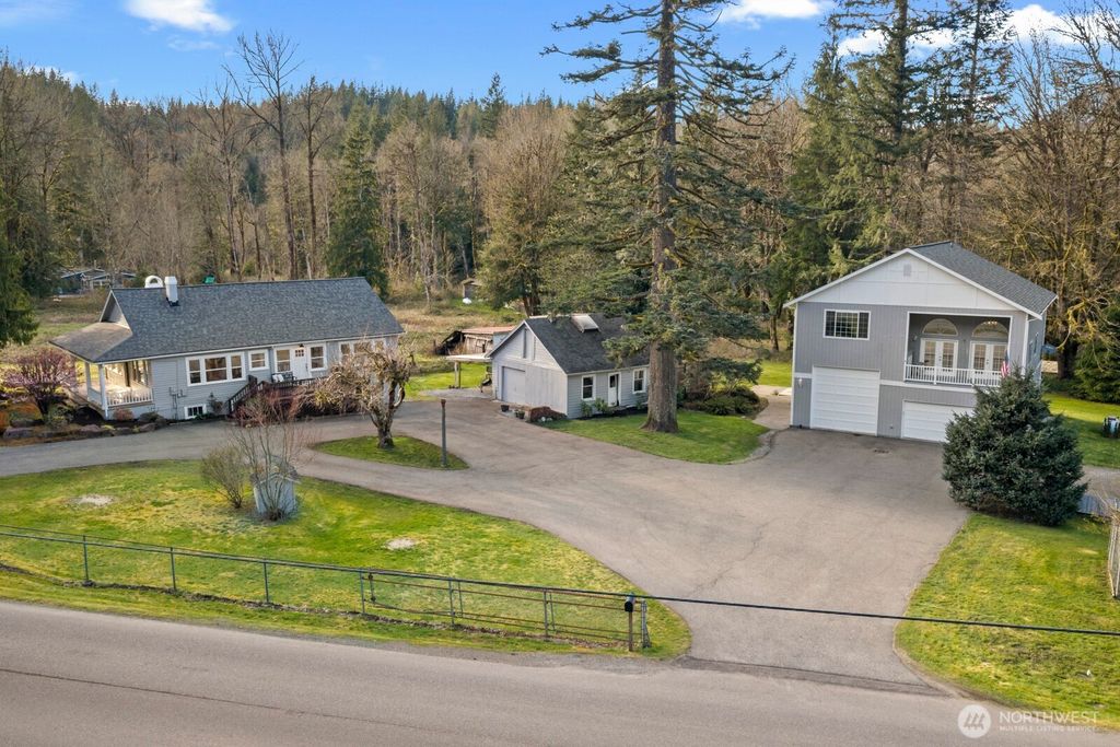 Photo of 46302 SE Edgewick Road, North Bend, WA 98045 (MLS # 2502216)
