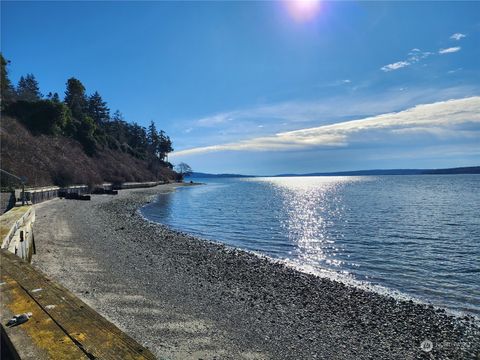 A home in Camano Island