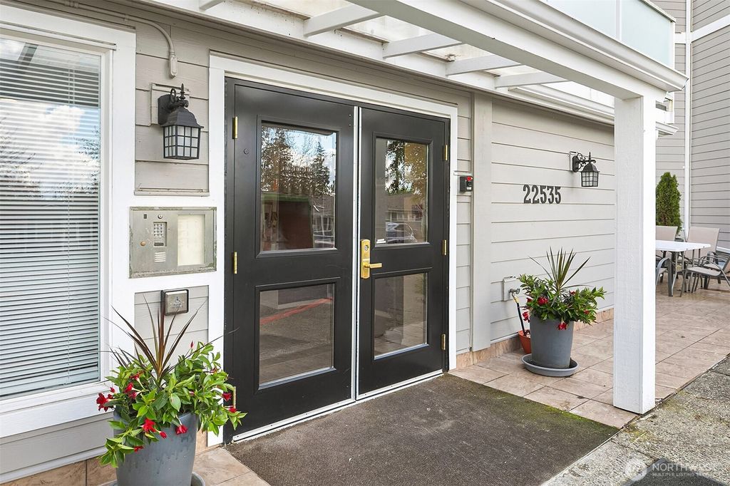 Photo of 22535 SE Highland Circle #104, Issaquah, WA 98029 (MLS # 2364710)