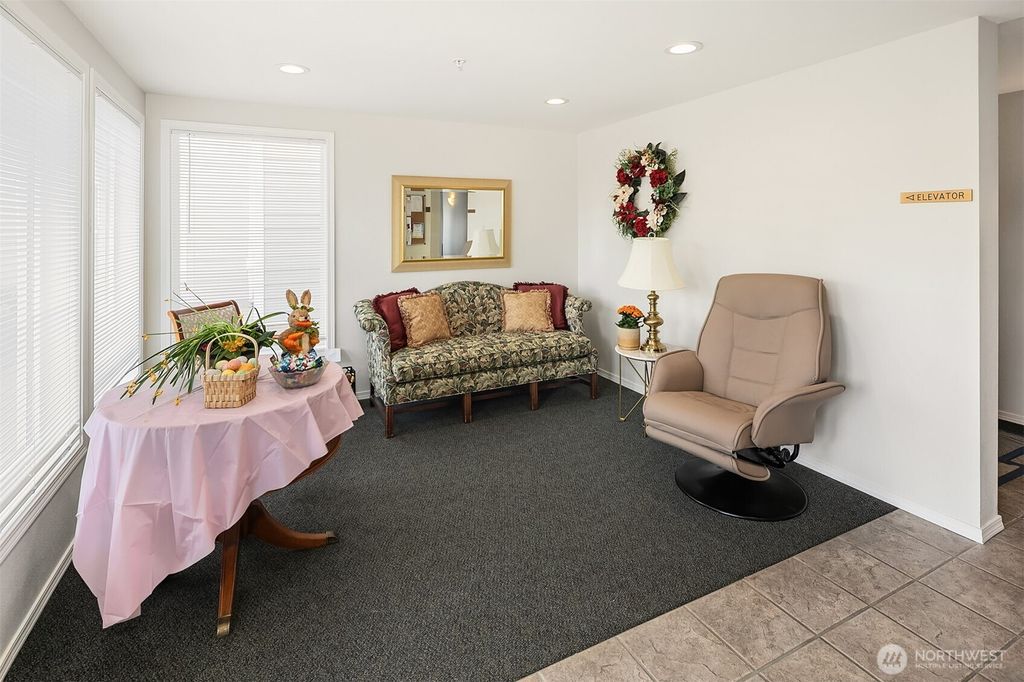 Photo of 22535 SE Highland Circle #104, Issaquah, WA 98029 (MLS # 2364710)