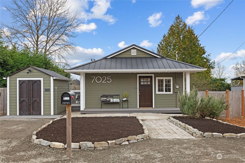 Photo of 7025 13th Avenue SW, Seattle, WA 98106 (MLS # 2032237)