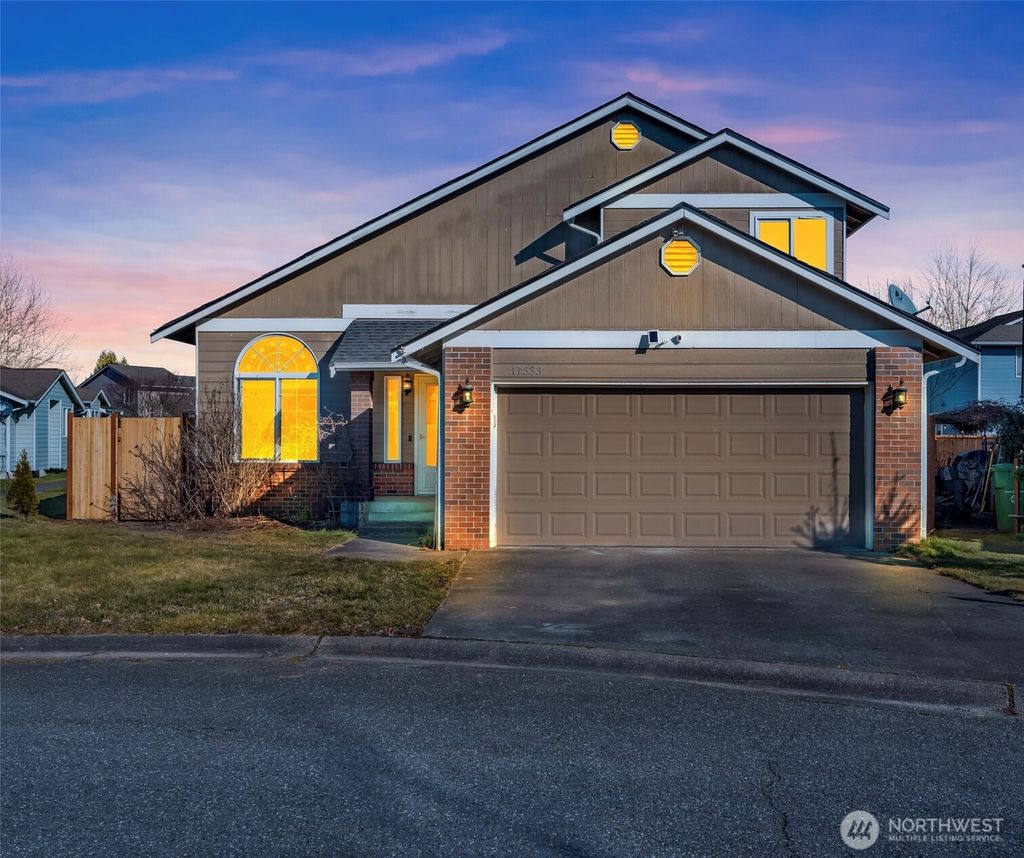 Photo of 17533 27th Ave NE Ave #16, Marysville, WA 98271 (MLS # 2331910)