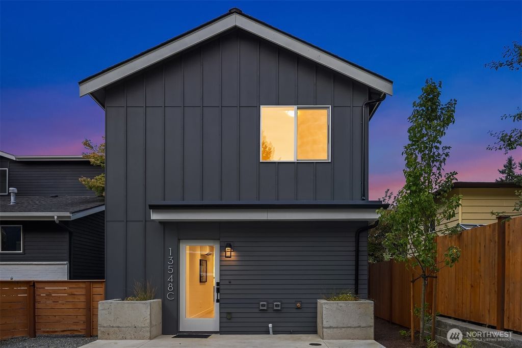 Photo of 13548 39th Avenue NE #C, Seattle, WA 98125 (MLS # 2458581)