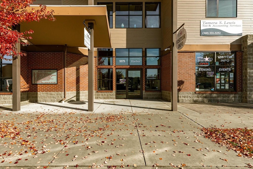 Photo of 5575 Harbor Avenue #100, Freeland, WA 98249 (MLS # 2596029)