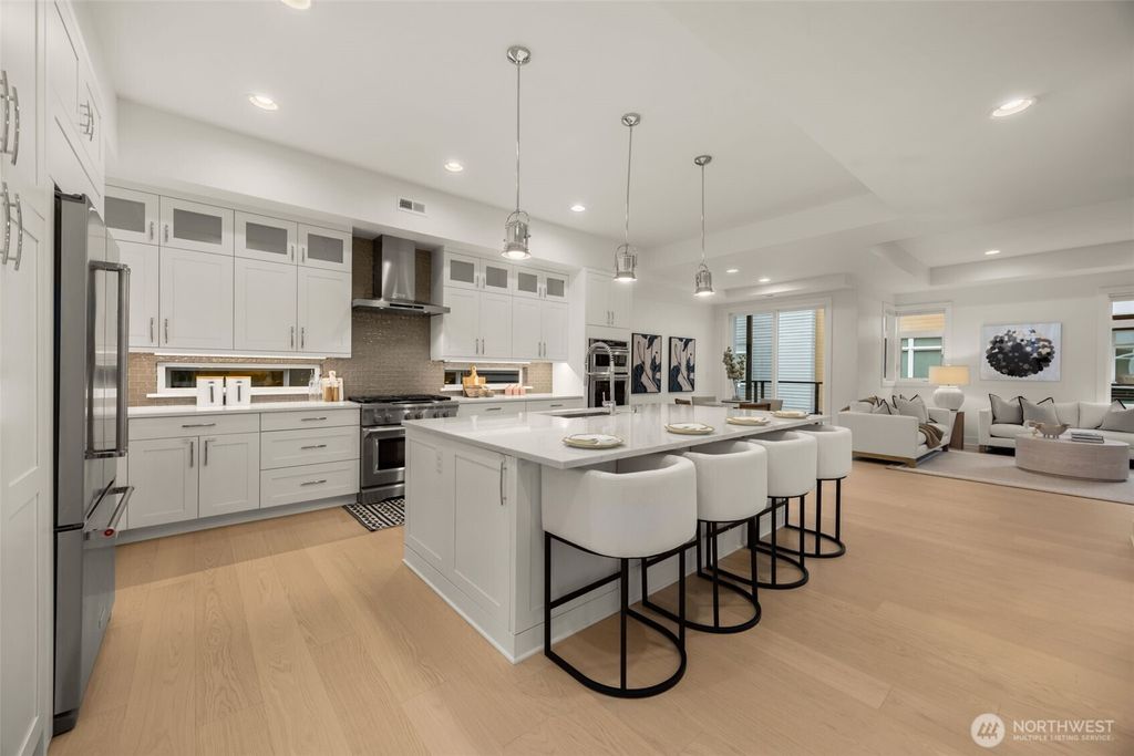 Photo of 315 State Street S #21, Kirkland, WA 98033 (MLS # 2463568)