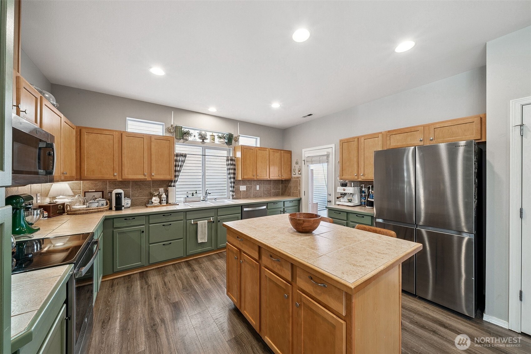 6499 Francis Loop SE