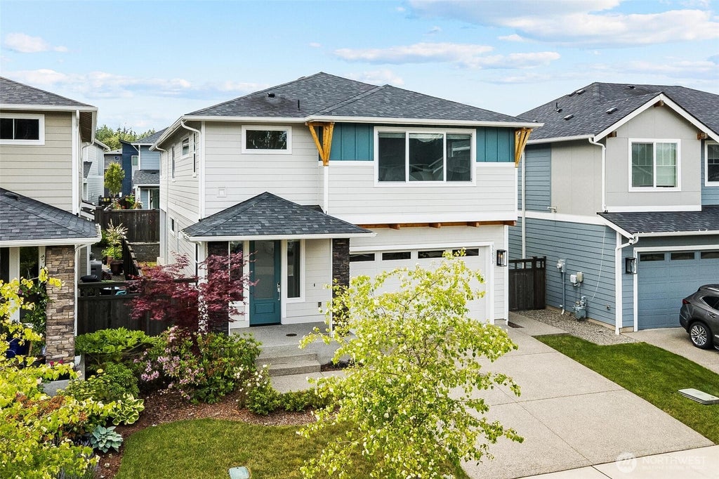 Photo of 33533 Juniper Avenue SE, Black Diamond, WA 98010 (MLS # 2575648)