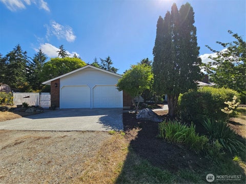 Photo of 1445 Arnold Road, Oak Harbor, WA 98277 (MLS # 2561895)