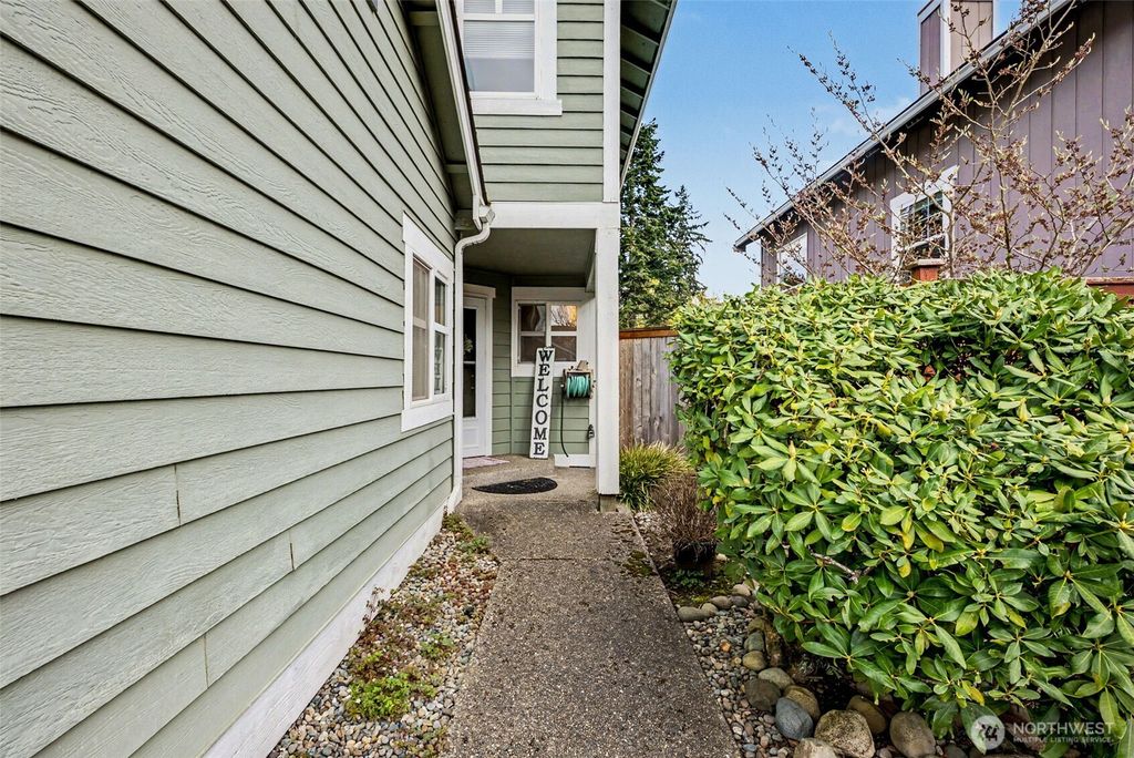 Photo of 5520 Cricket Ln SE Ln, Lacey, WA 98503 (MLS # 2502981)