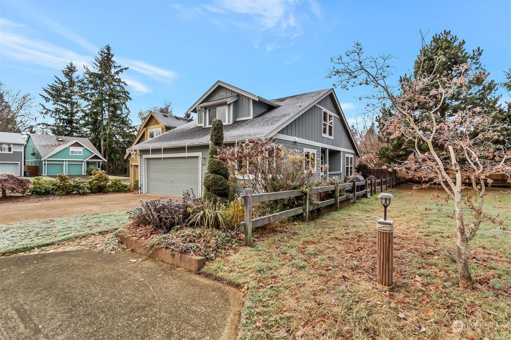 Photo of 8004 66th Drive NE, Marysville, WA 98270 (MLS # 2021043)
