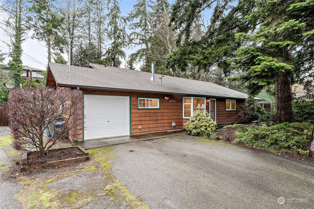 Photo of 19510 81st Place W, Edmonds, WA 98026 (MLS # 2045069)