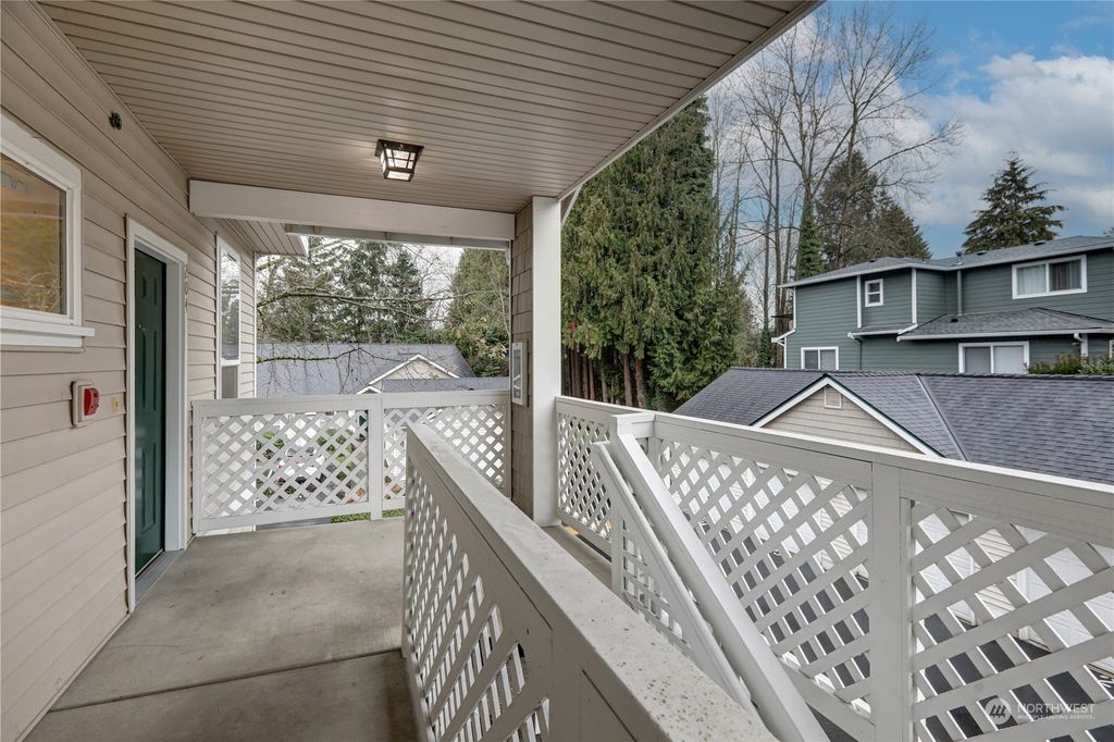 Photo of 17827 80th Avenue NE #C204, Kenmore, WA 98028 (MLS # 2328644)