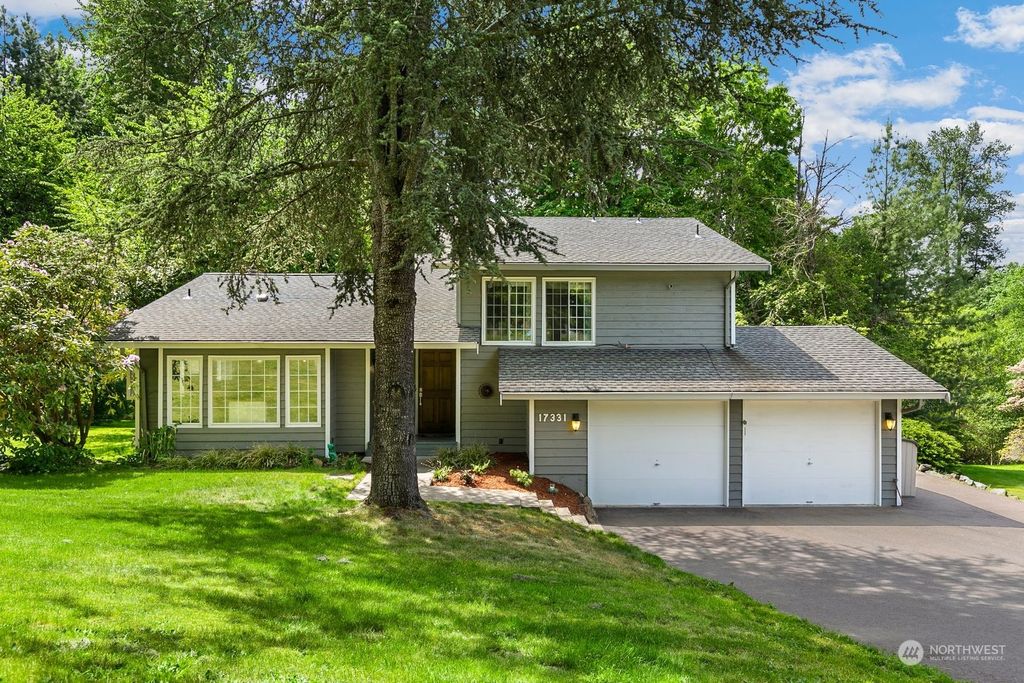 Photo of 17331 SE 136th Street, Renton, WA 98059 (MLS # 2238528)