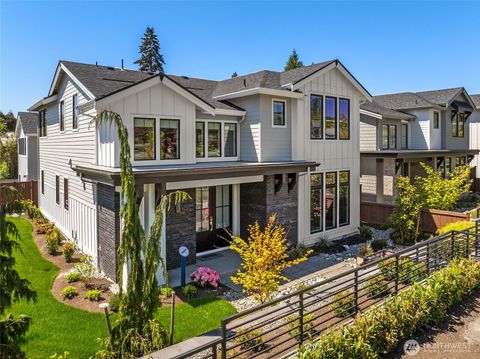 203 8th Avenue W Kirkland WA 98033