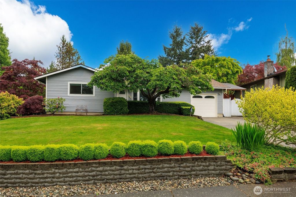 Photo of 2503 165th Place SE, Bothell, WA 98012 (MLS # 2376684)