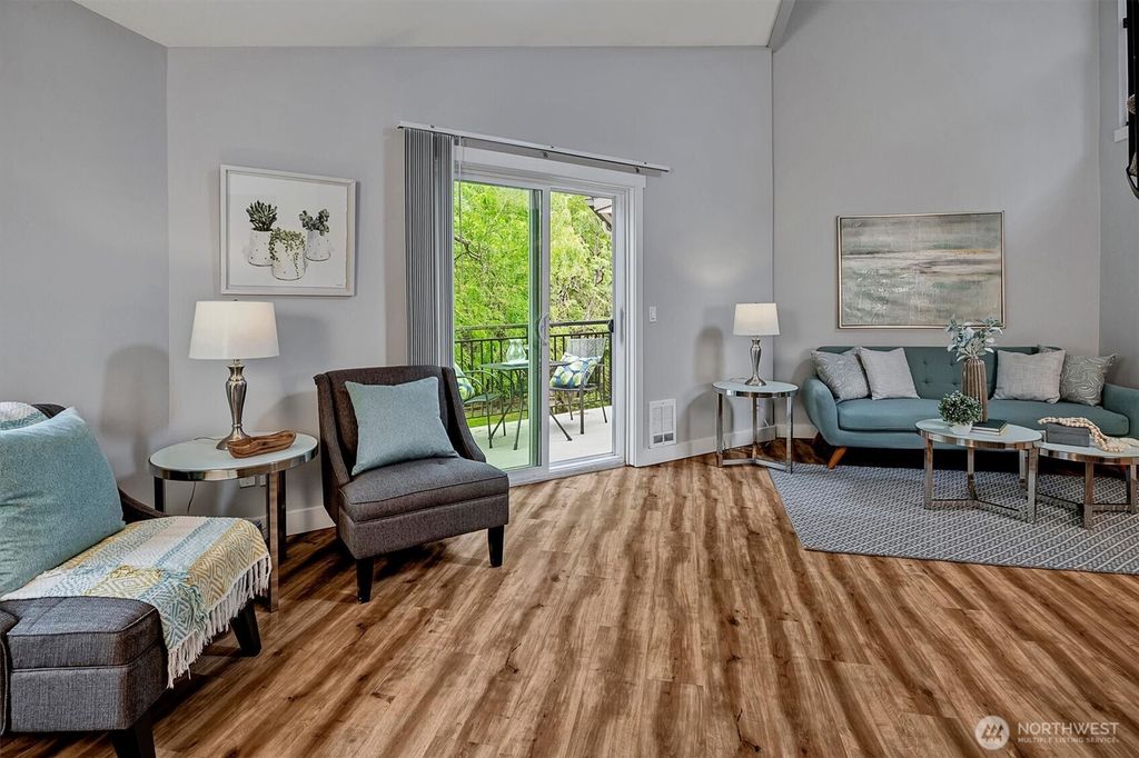 Photo of 15819 NE Leary Way #D302, Redmond, WA 98052 (MLS # 2395716)