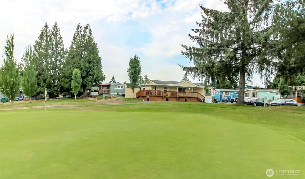 Photo of 2101 S 324th Street #138, Federal Way, WA 98003 (MLS # 2425836)