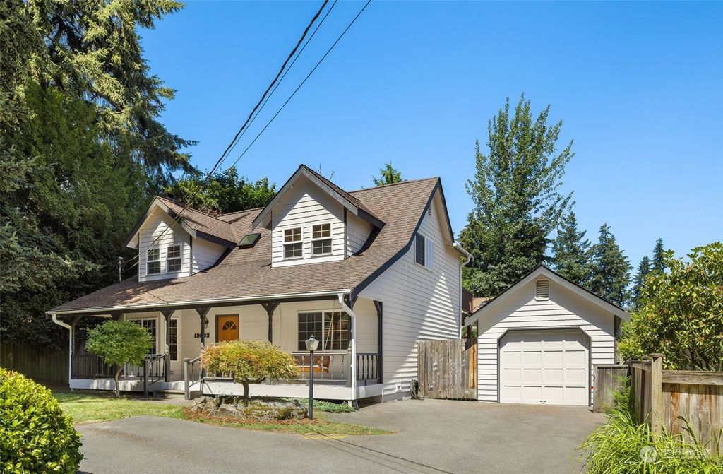 Photo of 13033 3rd Avenue NE, Seattle, WA 98125 (MLS # 2271372)