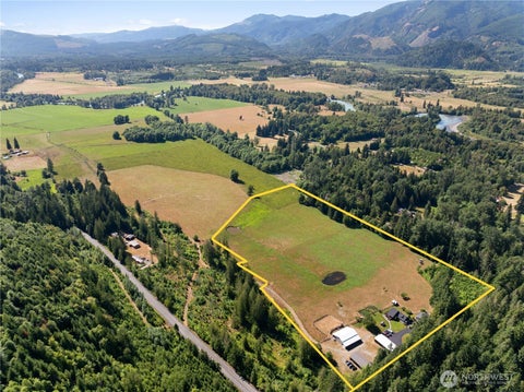 Photo of 192 Skinner Road, Randle, WA 98377 (MLS # 2551058)