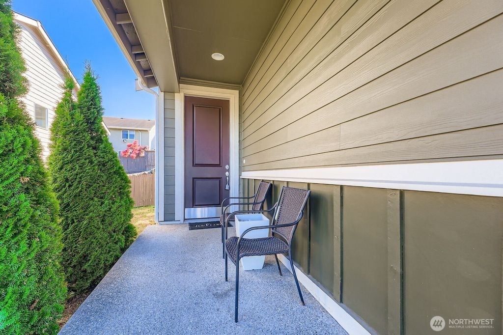 Photo of 8458 73rd Street NE, Marysville, WA 98270 (MLS # 2403880)