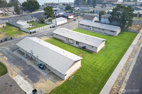 Photo of 1133 1135 Cascade Avenue, Moses Lake, WA 98837 (MLS # 2568454)