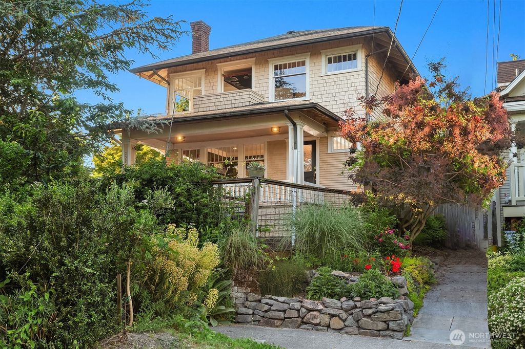 Photo of 2302 N 46th Street, Seattle, WA 98103 (MLS # 2390997)