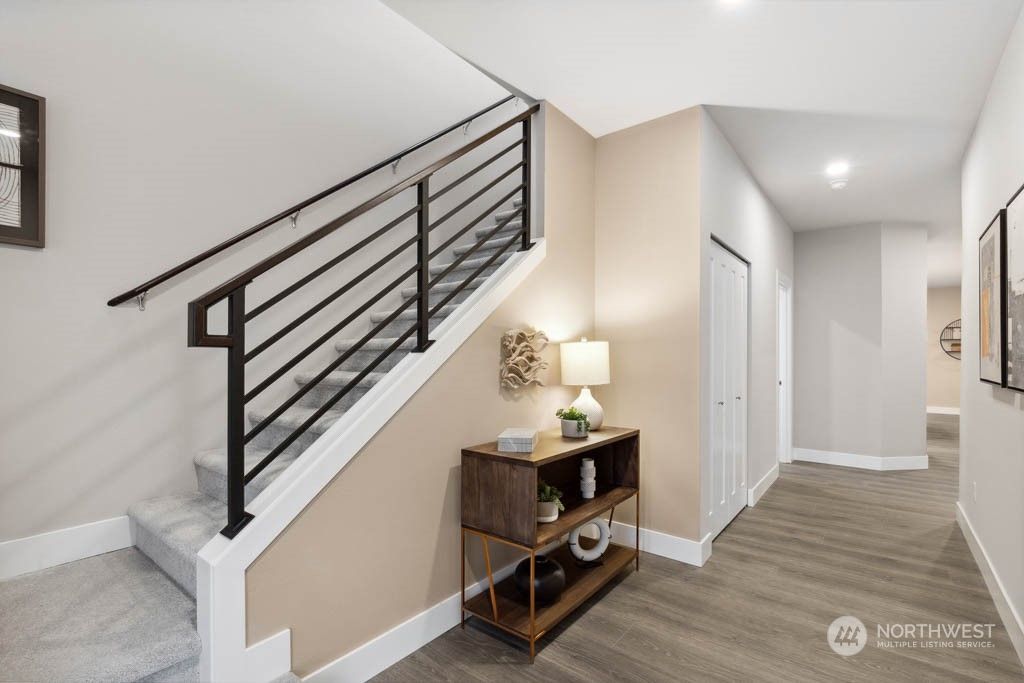 Photo of 1118 76th Court SE, Lake Stevens, WA 98258 (MLS # 2201822)