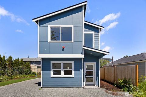 Photo of 1251 SW 151st Street, Seattle, WA 98166 (MLS # 2539446)