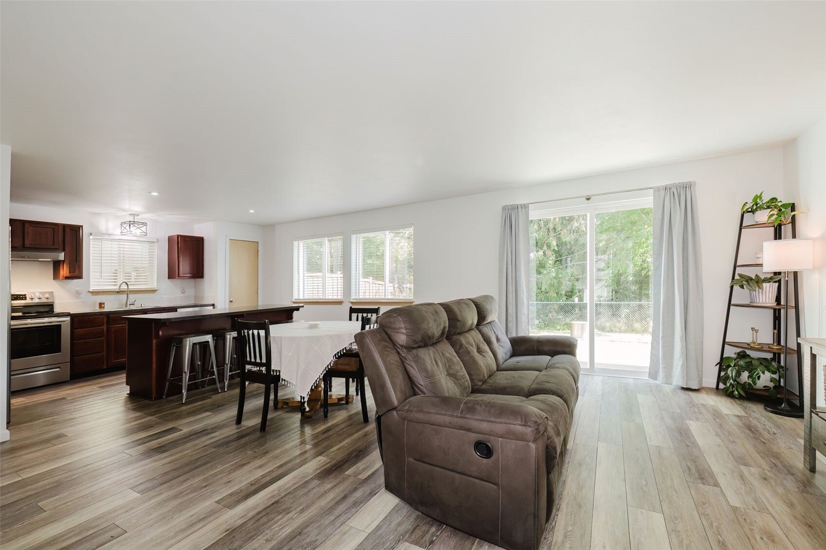 2303 SE Abernathy Court