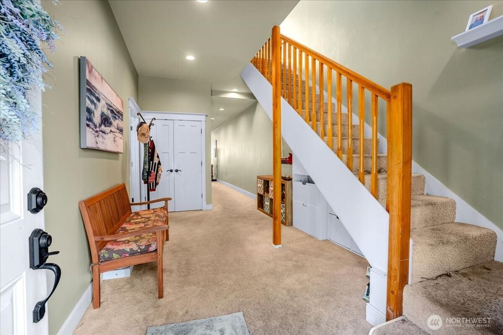 Photo of 2920 Eastlake Avenue E #403, Seattle, WA 98102 (MLS # 2426570)