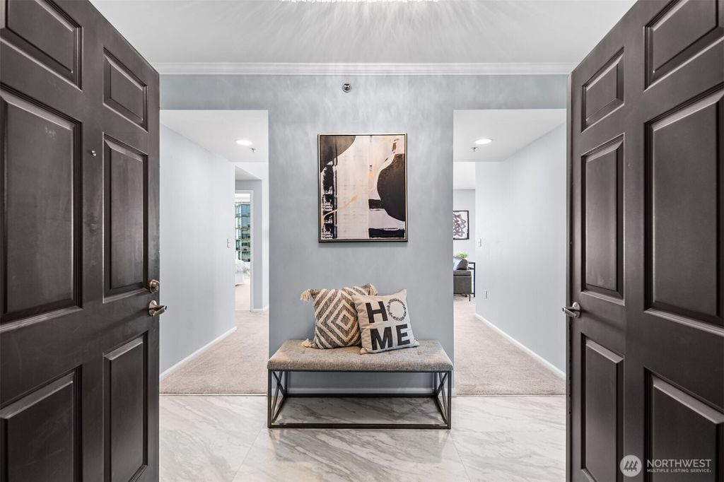 Photo of 177 107th Avenue NE #1702, Bellevue, WA 98004 (MLS # 2483360)