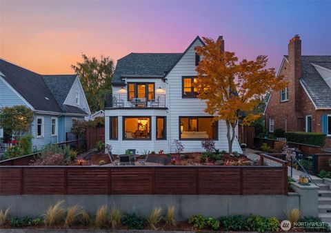 Photo of 7611 W Green Lake Drive N, Seattle, WA 98103 (MLS # 2448159)